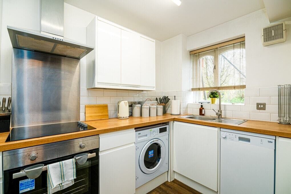 Photo of Kitchen in Island Gardens