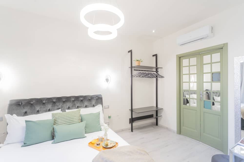 Photo of Bedroom in Cernobbio