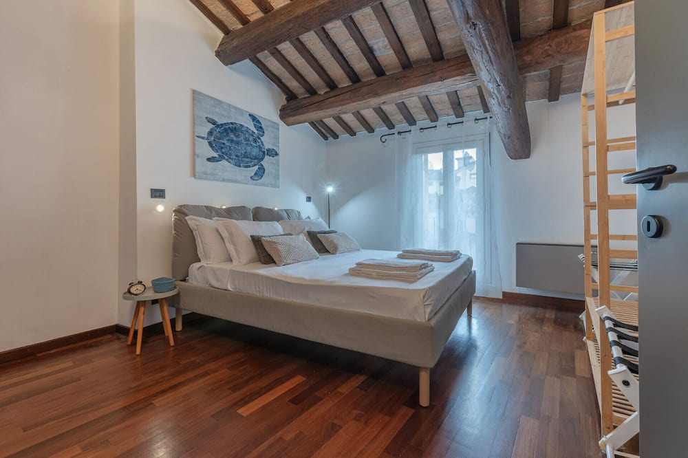 Photo of Bedroom in Ferrara Historic Centre