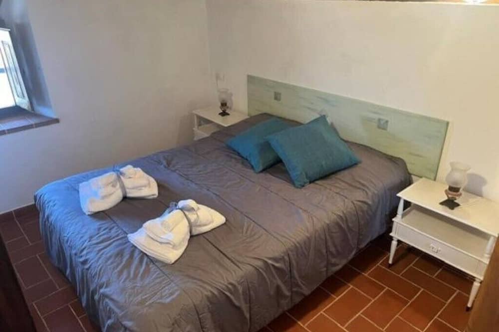Photo of Bedroom in Castelnuovo dei Sabbioni