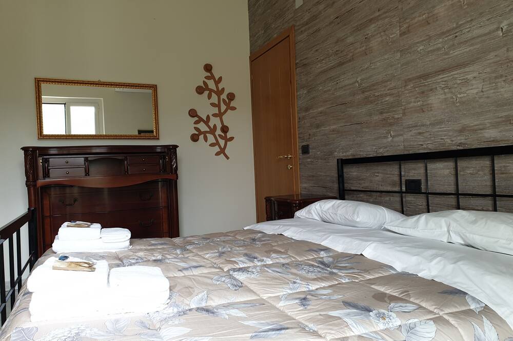 Photo of Bedroom in Folignano