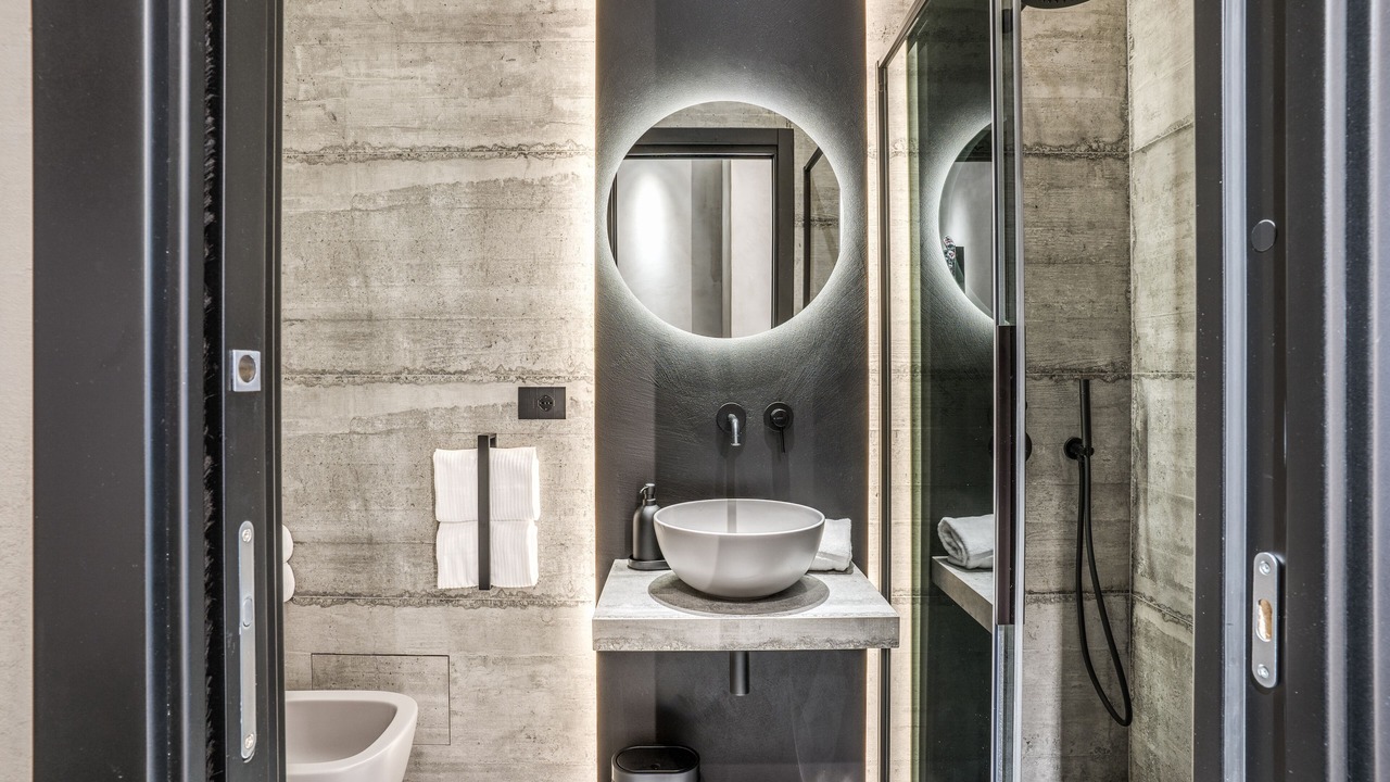 Photo of Bathroom in Naples City Centre