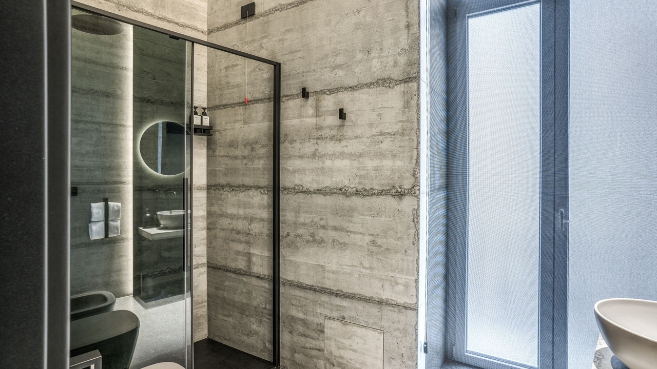 Photo of Bathroom in Naples City Centre