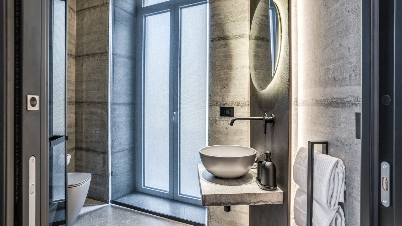 Photo of Bathroom in Naples City Centre