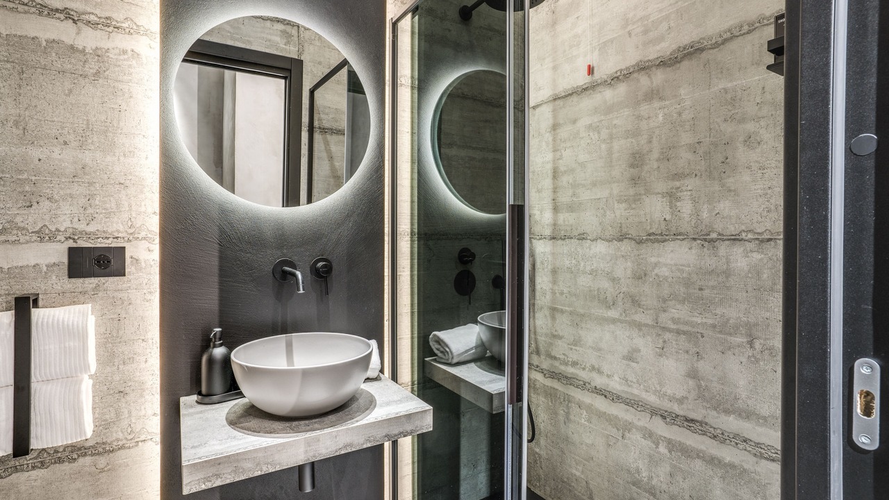Photo of Bathroom in Naples City Centre