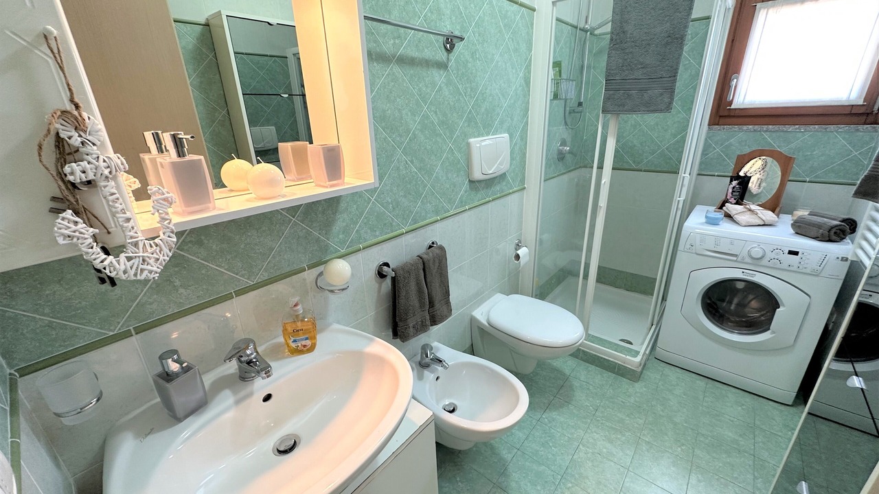 Photo of Bathroom in Aprilia Marittima