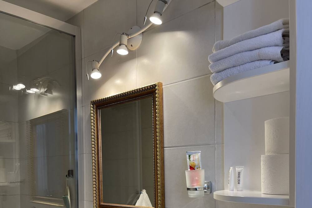 Photo of Bathroom in Palilula