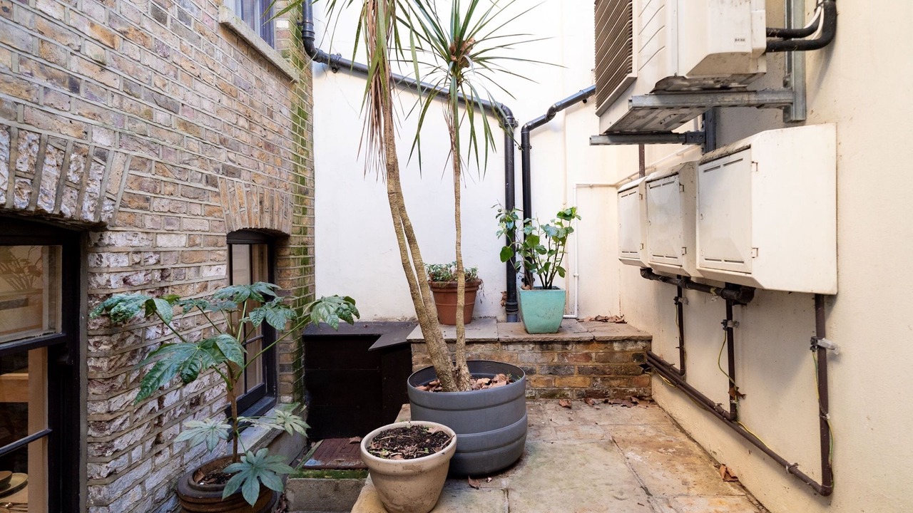 Photo of Livingroom in Kennington
