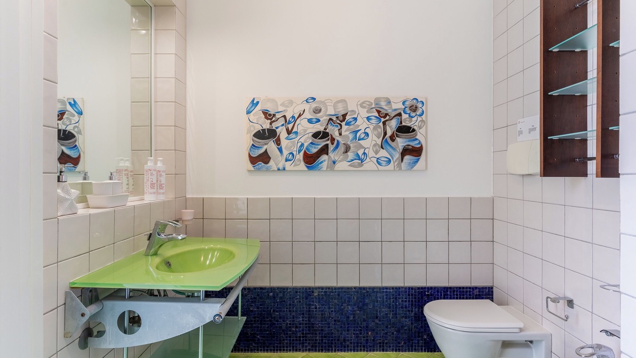 Photo of Bathroom in Carrozziere