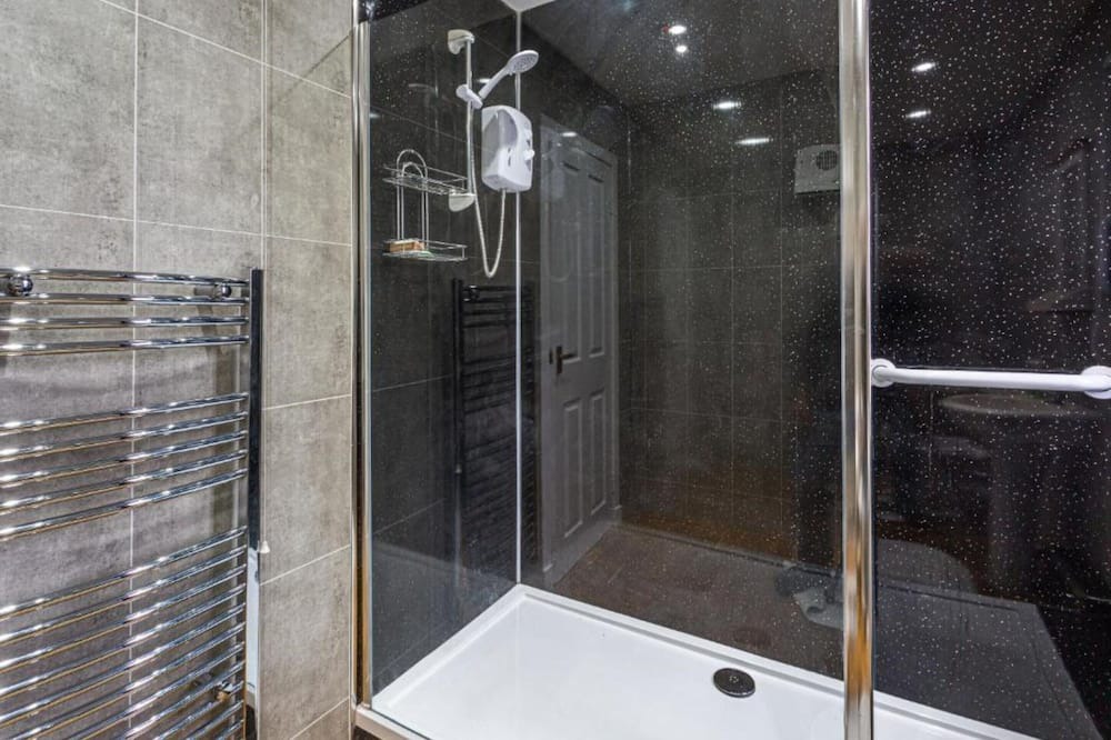 Photo of Bathroom in Brodick