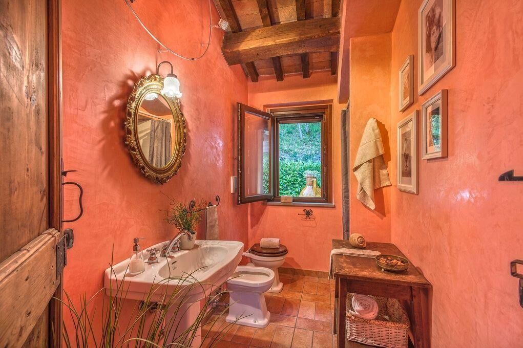 Photo of Bathroom in Acqualagna