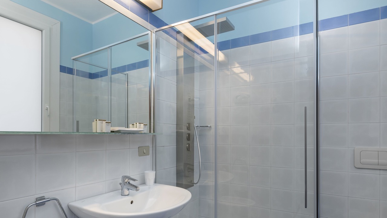 Photo of Bathroom in Marina Centro