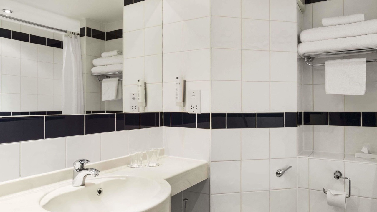 Photo of Bathroom in Wheatley