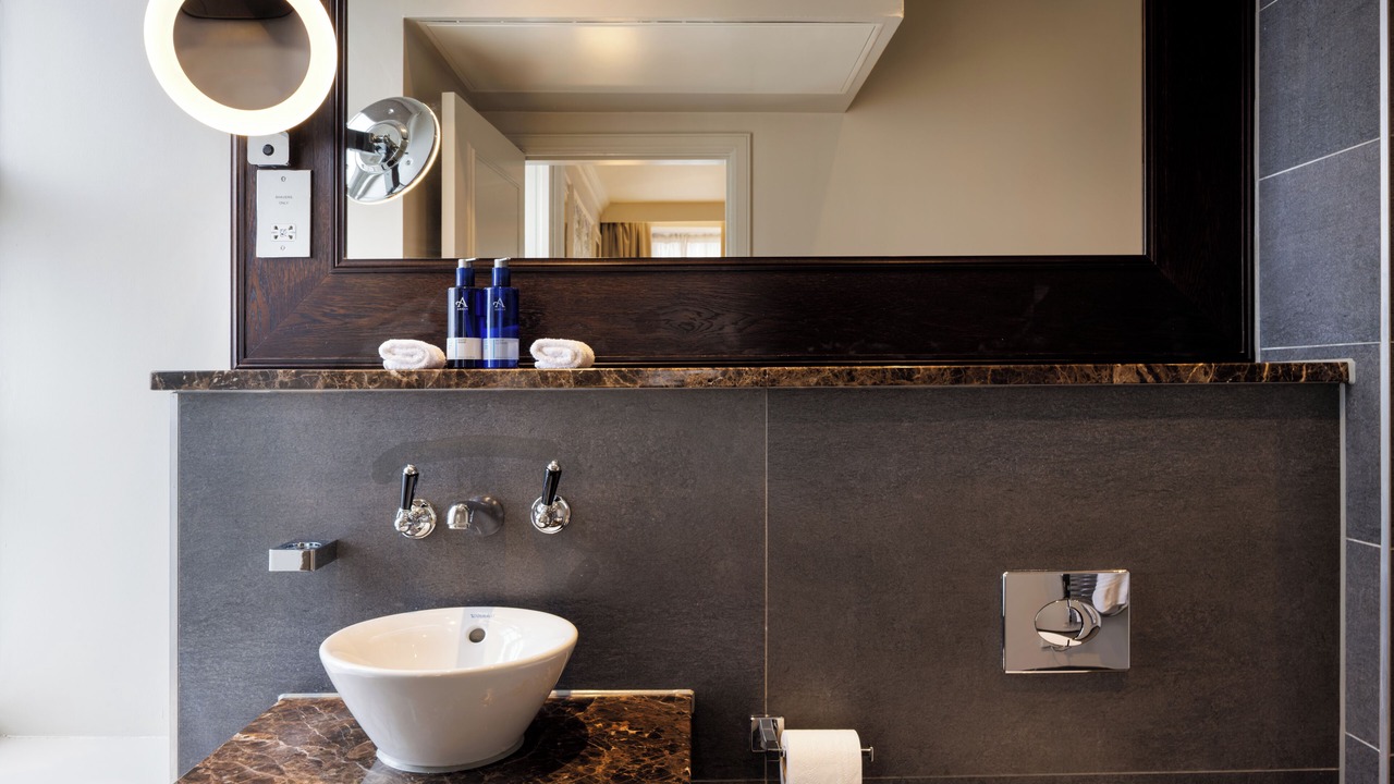 Photo of Bathroom in West End