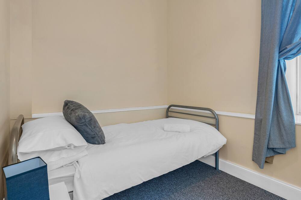 Photo of Bedroom in Leith