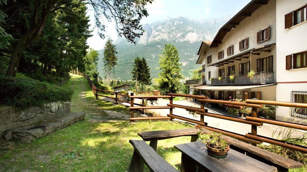 Photo of Patio Balcony in Darfo Boario Terme