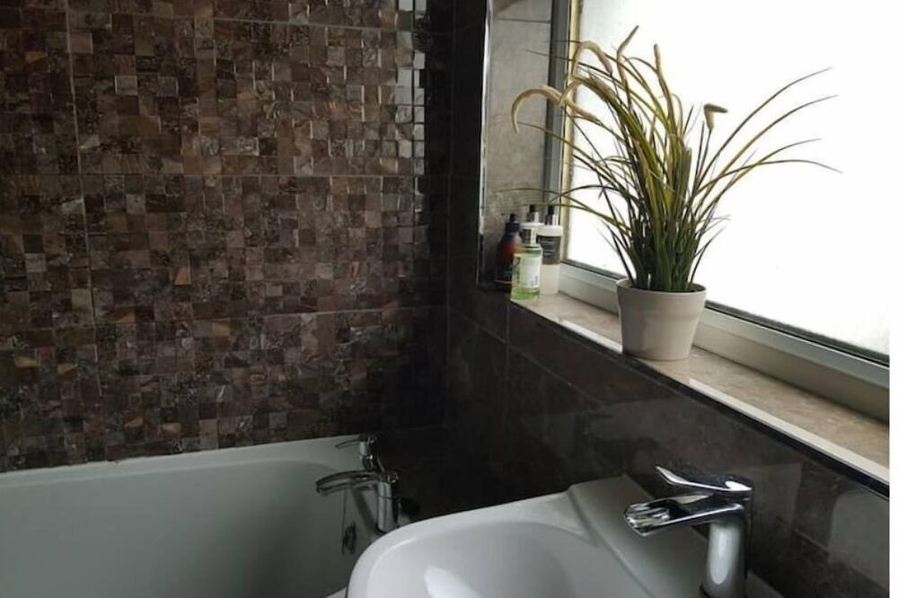Photo of Bathroom in Oban