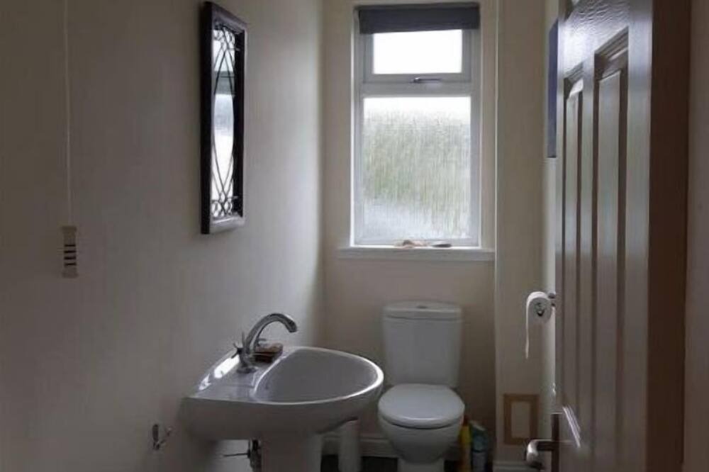 Photo of Bathroom in Oban