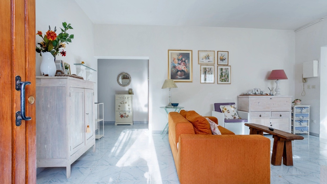 Photo of Livingroom in Tollo