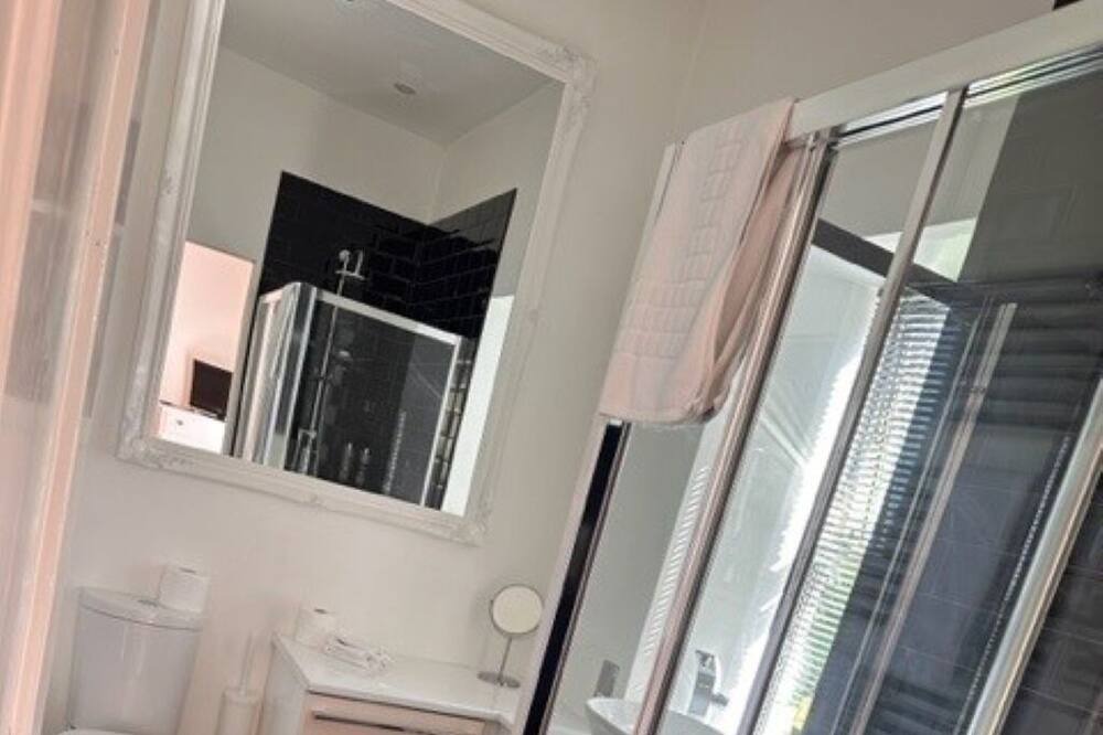 Photo of Bathroom in Brackley