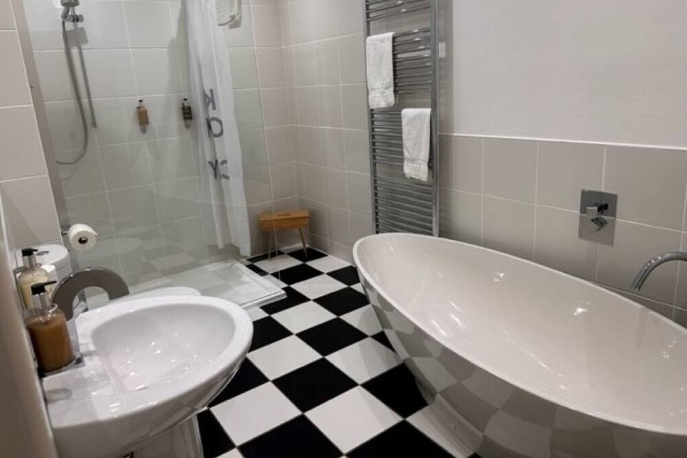 Photo of Bathroom in Brackley