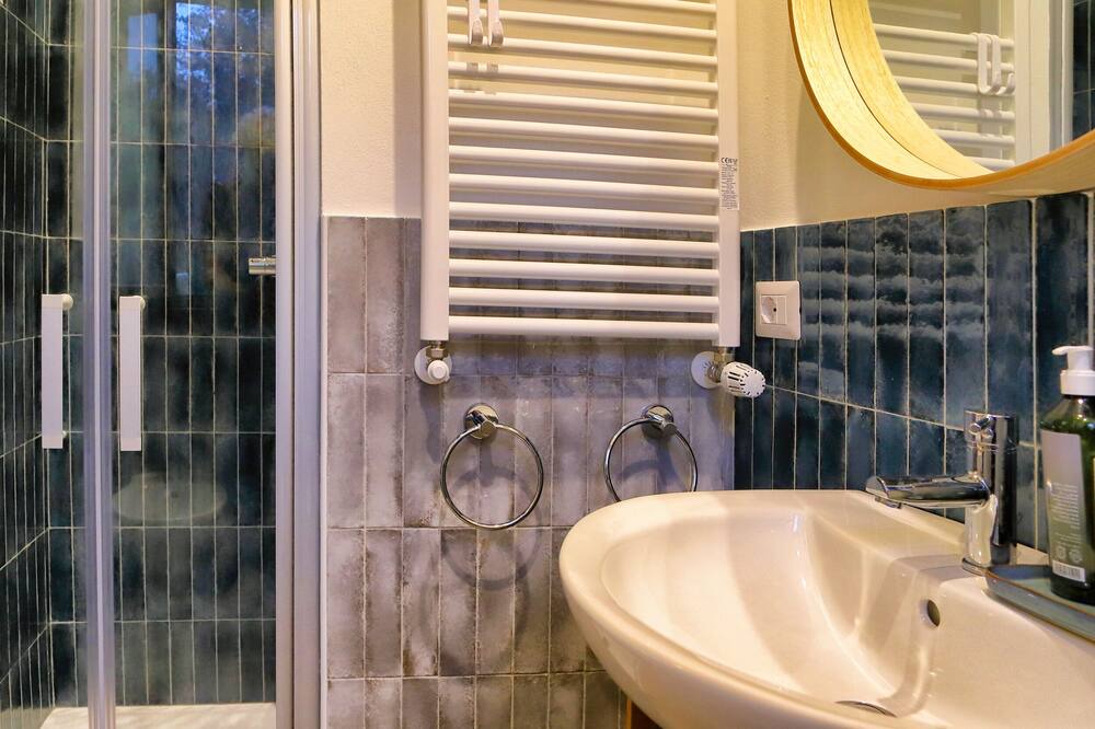 Photo of Bathroom in Cantiano