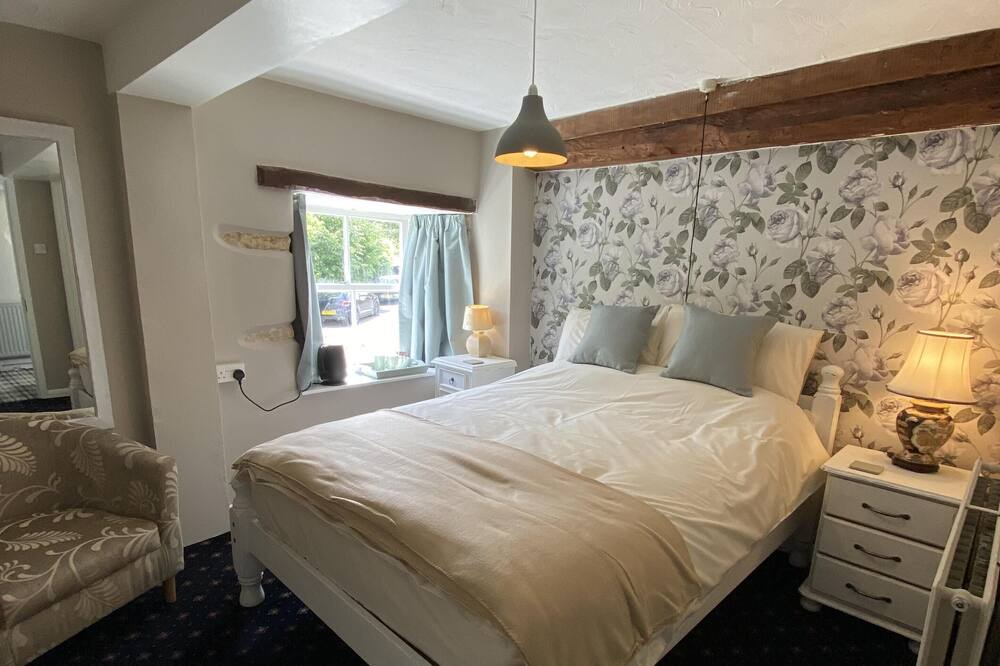 Photo of Bedroom in Dursley