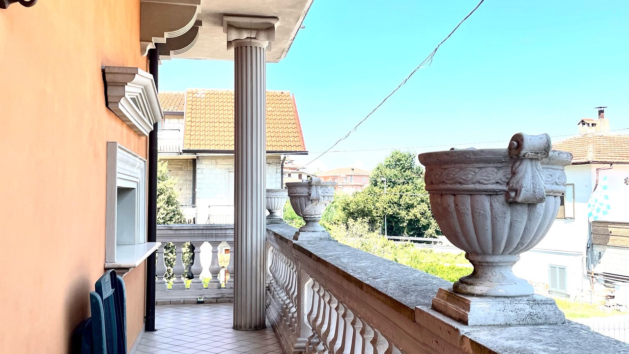 Photo of Patio Balcony in Montemiletto
