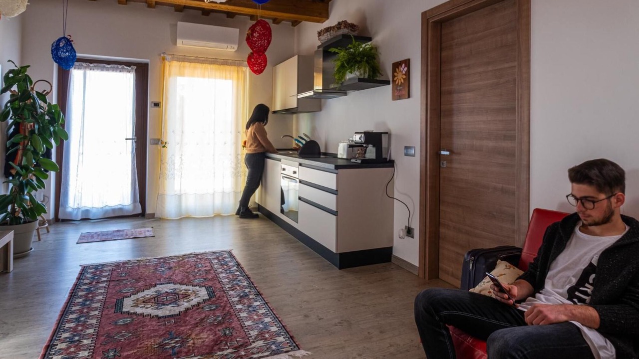 Photo of Others in Urbania