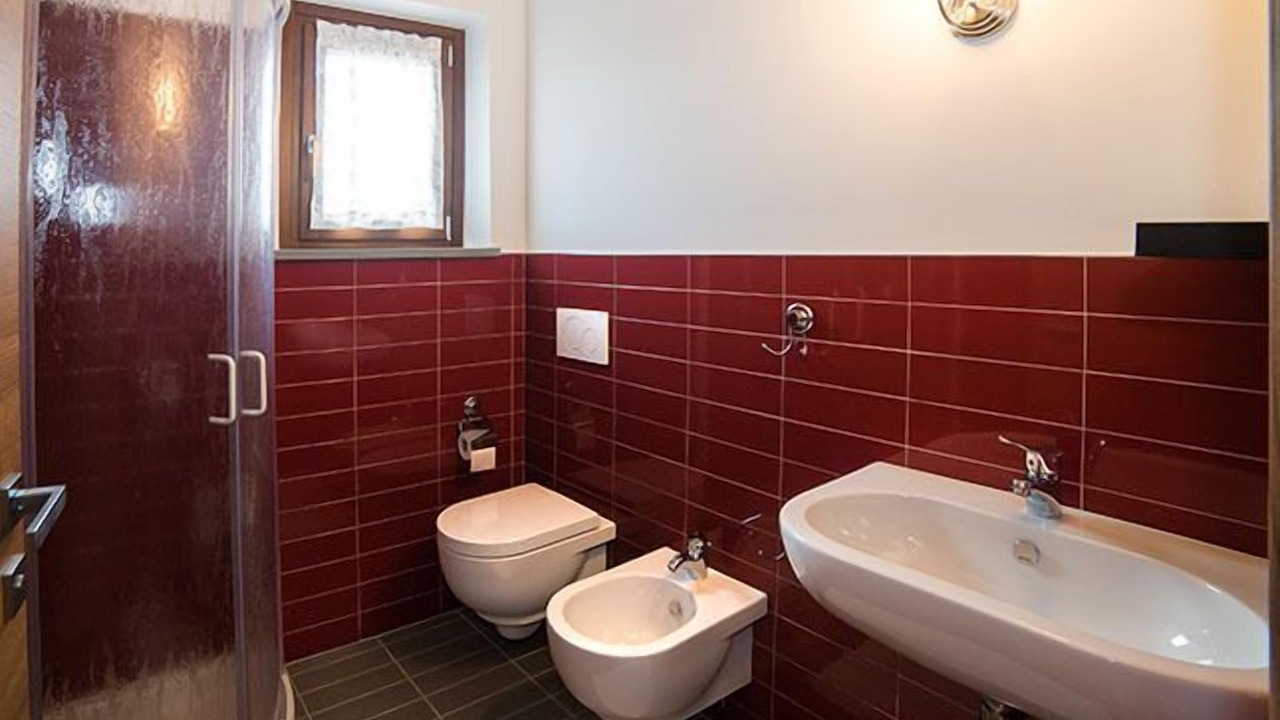 Photo of Bathroom in Urbania