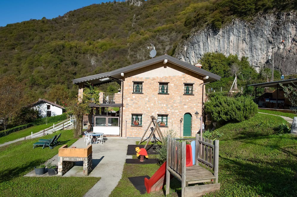 Photo of Outdoor in Marone