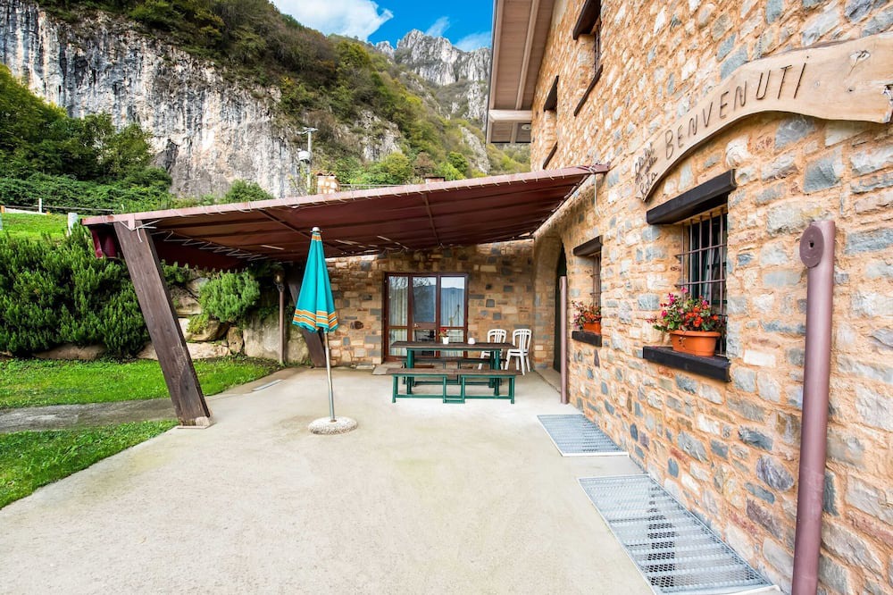 Photo of Outdoor in Marone