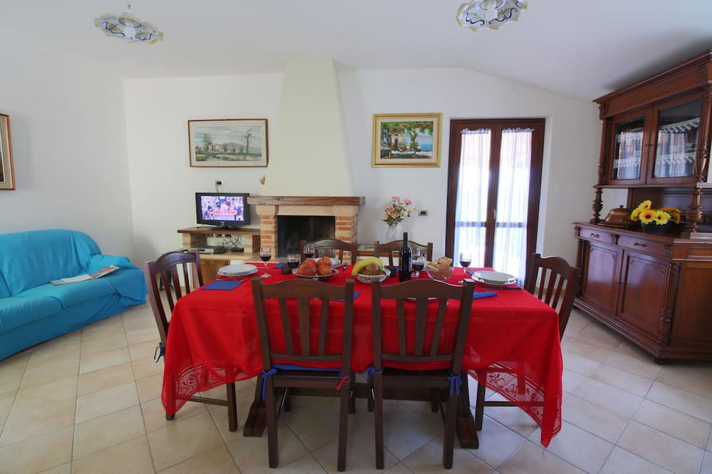 Photo of Livingroom in Acqualagna
