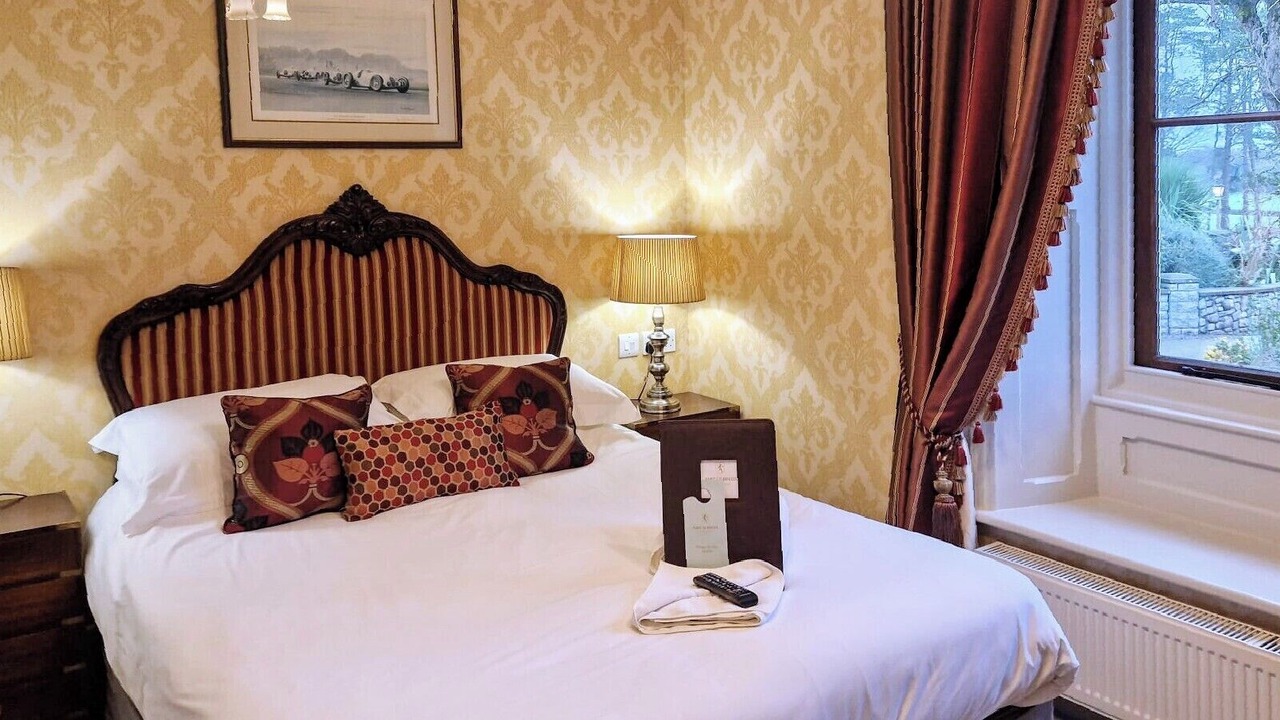 Photo of Bedroom in Crynant