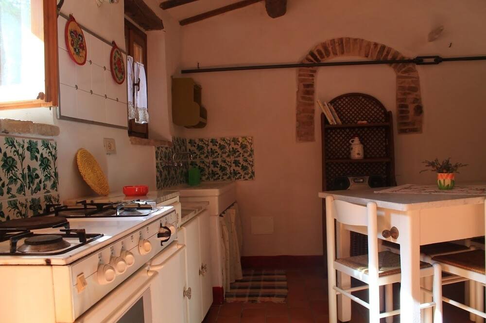 Photo of Kitchen in Avacelli