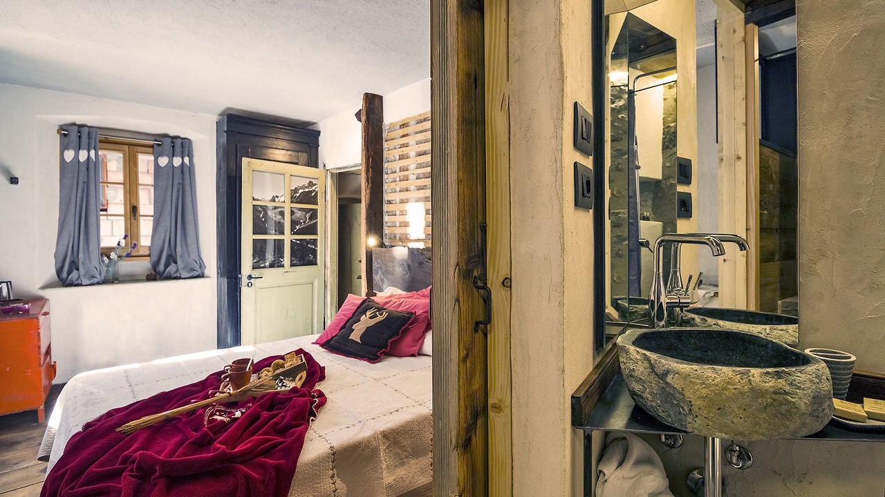Photo of Bedroom in Courmayeur