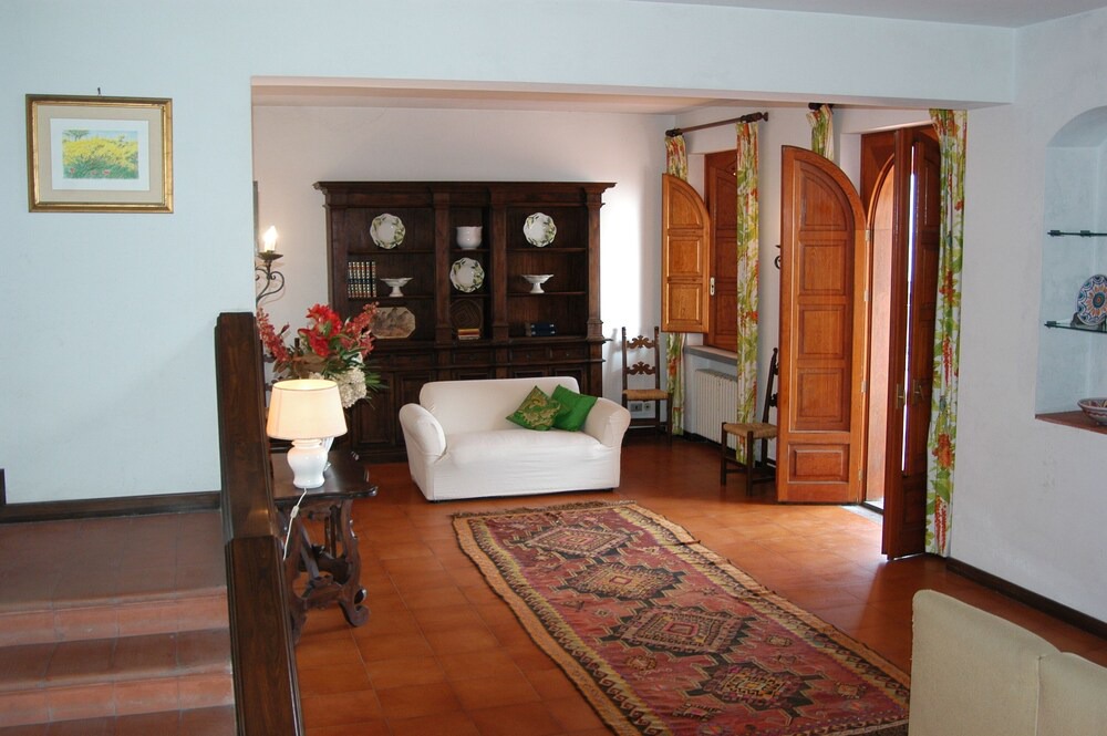 Photo of Livingroom in Torre Archirafi