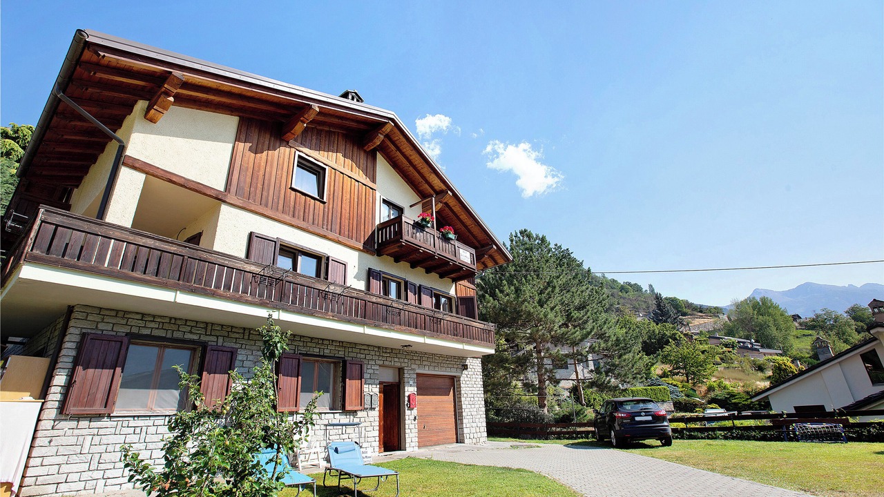 Photo of Outdoor in Montan-Angelin-Arensod