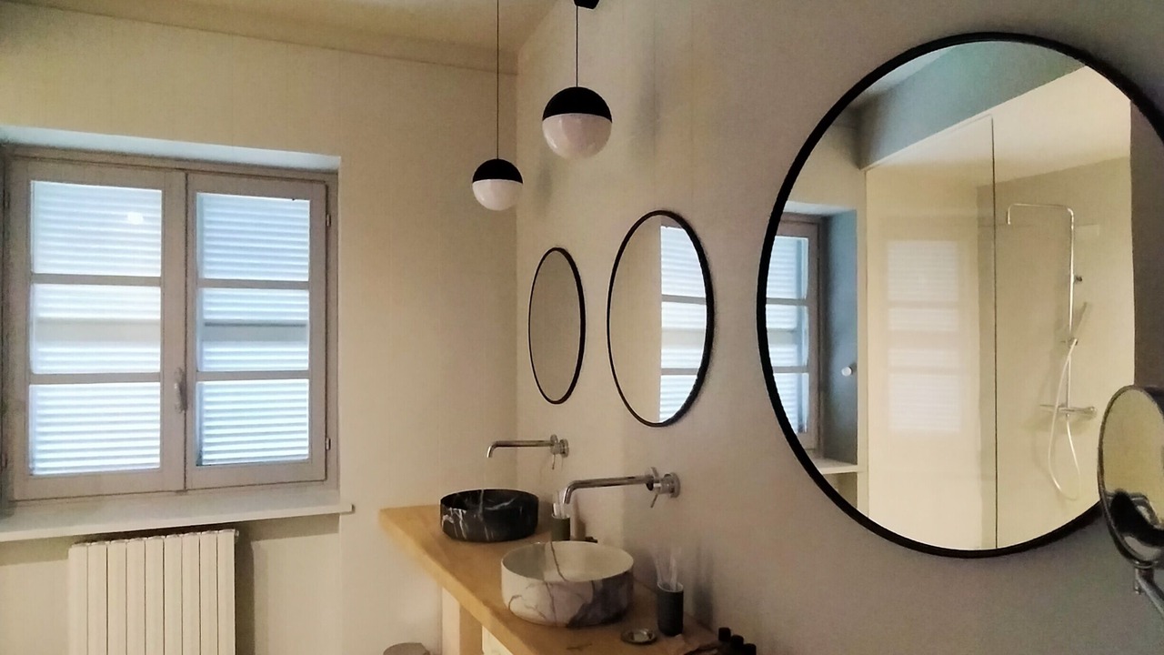 Photo of Bathroom in Roddi