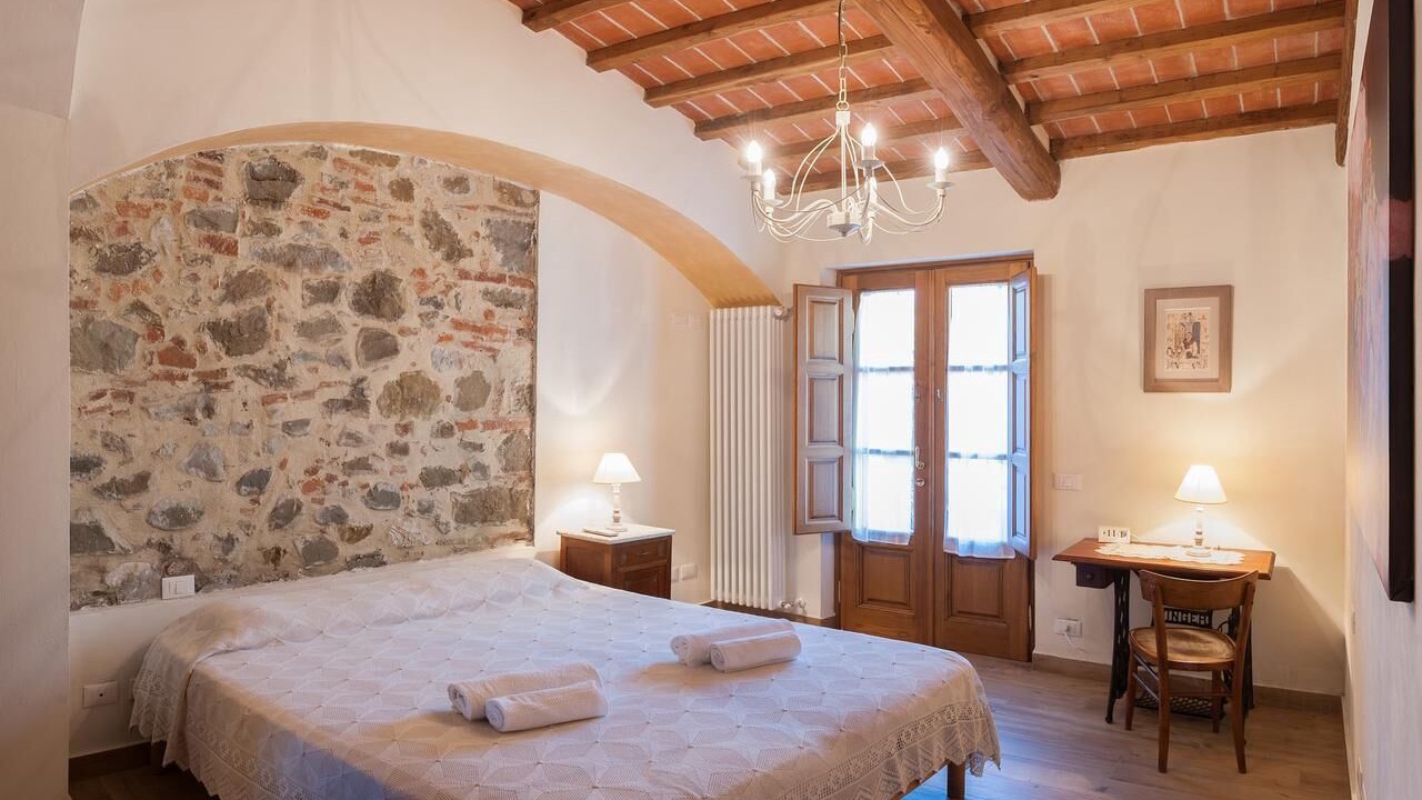 Photo of Bedroom in Lucca