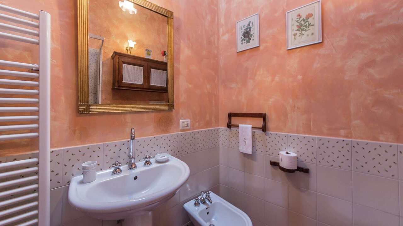 Photo of Bathroom in Gaville