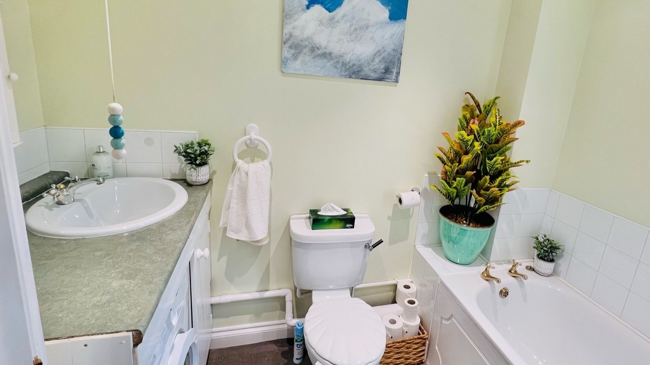 Photo of Bathroom in Keynsham