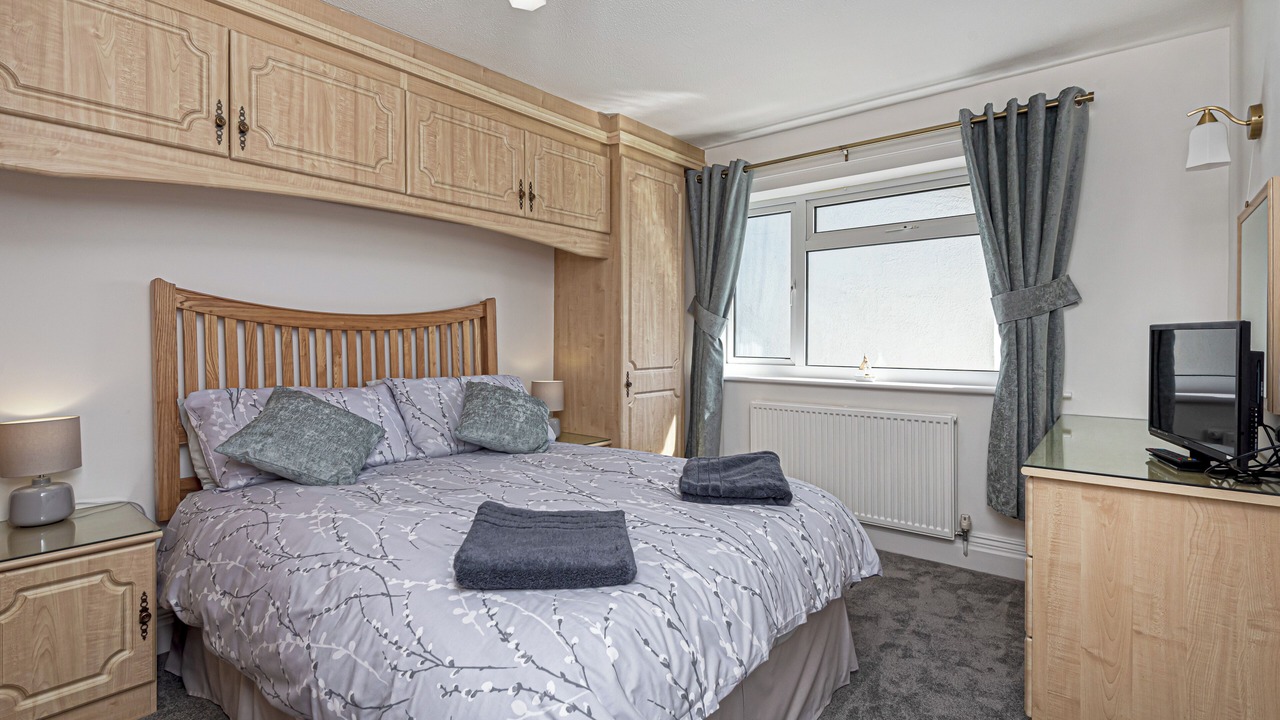 Photo of Bedroom in Rhoscolyn