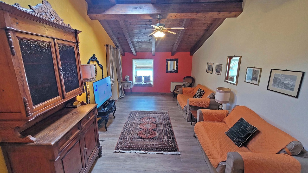 Photo of Livingroom in Saturnana