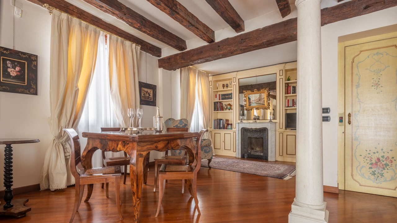 Photo of Livingroom in Santa Croce