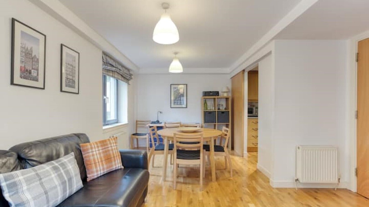 Photo of Livingroom in Old Town