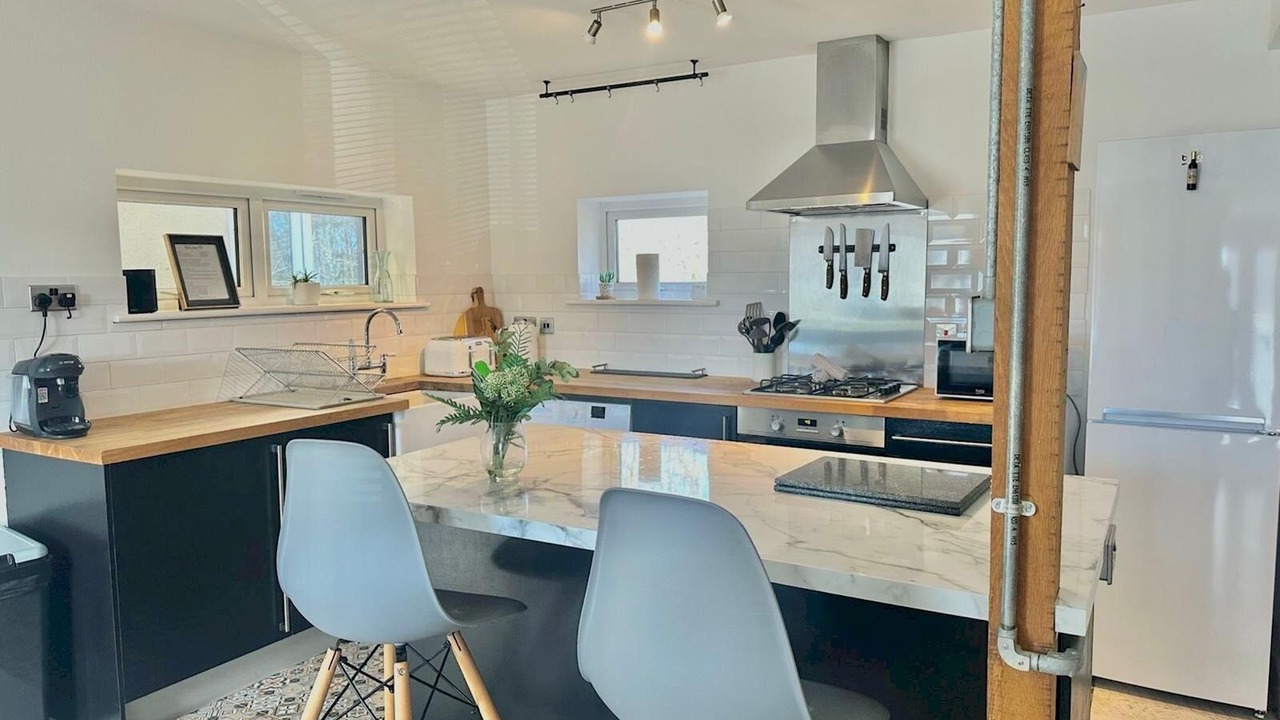Photo of Kitchen in Crynant