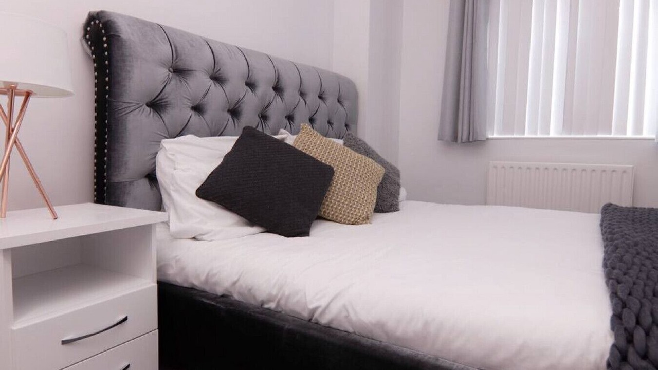 Photo of Bedroom in Drains Bay
