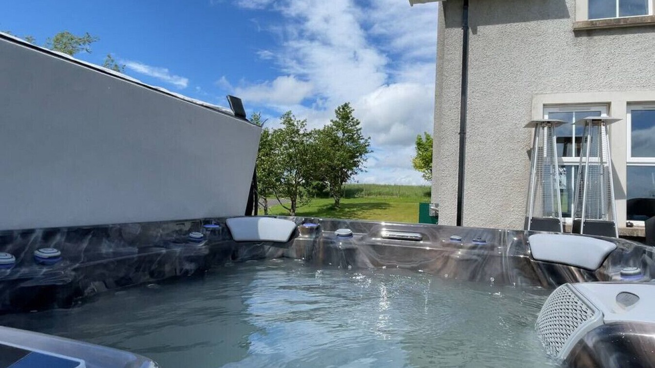 Photo of Outdoor in Lisnarrick