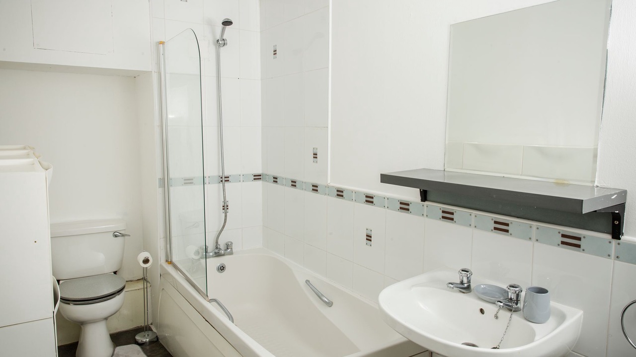 Photo of Bathroom in Alloa